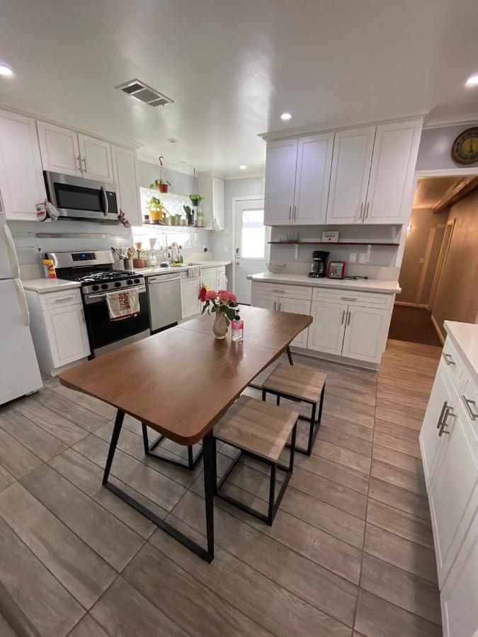 Private Room In La With Free Wifi And Tv With Shared Kitchen Los Angeles Buitenkant foto