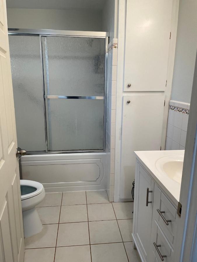 Private Room In La With Free Wifi And Tv With Shared Kitchen Los Angeles Buitenkant foto