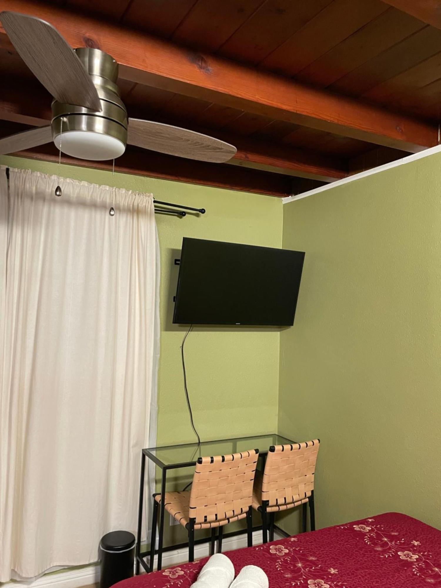 Private Room In La With Free Wifi And Tv With Shared Kitchen Los Angeles Buitenkant foto